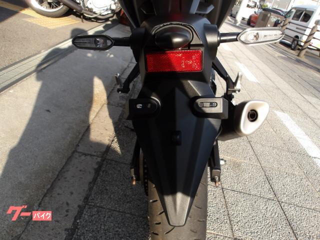 ヤマハ ＭＴ−０３（３２０ｃｃ）２０２２年モデル　ＡＢＳ　純正スペアキー　インジェクション　水冷２気筒エンジン搭載 写真76