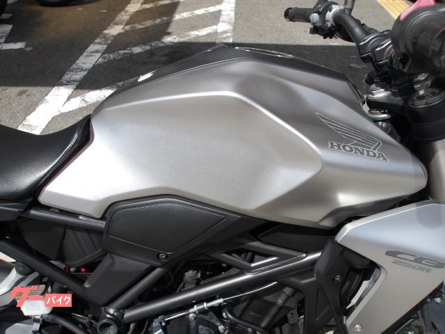 ホンダ ＣＢ２５０Ｒ　２０１９年モデル　インジェクション　水冷単気筒エンジン 写真7