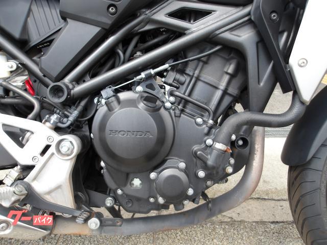 ホンダ ＣＢ２５０Ｒ　２０１９年モデル　インジェクション　水冷単気筒エンジン 写真15