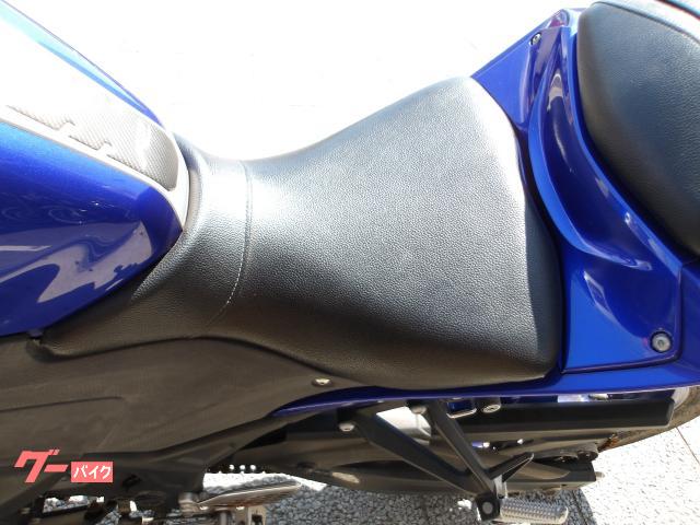 ヤマハ ＹＺＦ−Ｒ２５　２０１５年モデル　純正スペアキー　インジェクション　水冷２気筒エンジン搭載 写真40