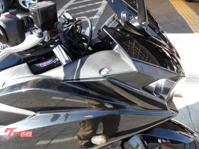 ヤマハ ＹＺＦ−Ｒ２５　２０１８年モデル　インジェクション　水冷２気筒エンジン搭載 写真7