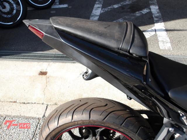 ヤマハ ＹＺＦ−Ｒ２５　２０１８年モデル　インジェクション　水冷２気筒エンジン搭載 写真14