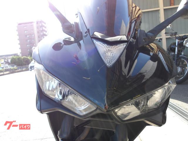 ヤマハ ＹＺＦ−Ｒ２５　２０１８年モデル　インジェクション　水冷２気筒エンジン搭載 写真29
