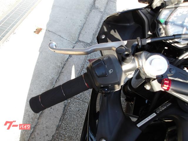 ヤマハ ＹＺＦ−Ｒ２５　２０１８年モデル　インジェクション　水冷２気筒エンジン搭載 写真51