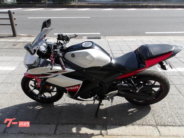 ヤマハ ＹＺＦ−Ｒ２５　２０１６年モデル　アクラボサイレンサー　インジェクション　水冷２気筒エンジン搭載 写真3