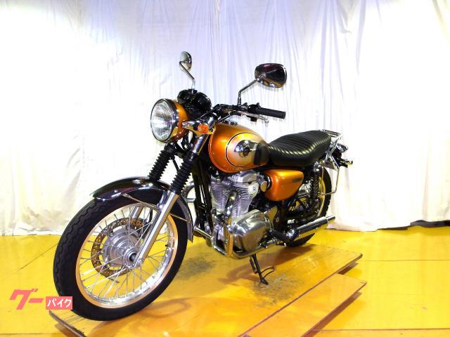 カワサキ Ｗ８００　２０１１年モデル　ＥＴＣ　インジェクション　空冷２気筒エンジン搭載 写真4