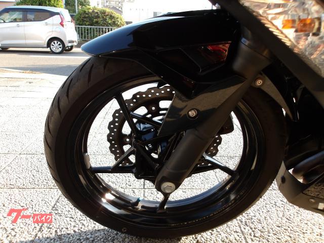 カワサキ Ｎｉｎｊａ　４００　２０１８年モデル　インジェクション　水冷２気筒エンジン搭載 写真45