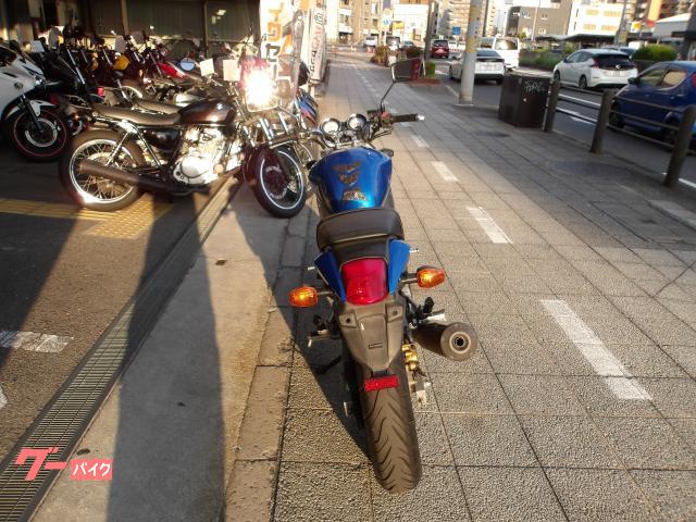 ホンダ ＶＴＲ２５０　２００９年モデル　インジェクション　水冷２気筒エンジン搭載 写真4