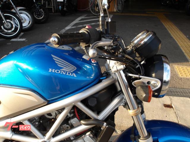 ホンダ ＶＴＲ２５０　２００９年モデル　インジェクション　水冷２気筒エンジン搭載 写真6