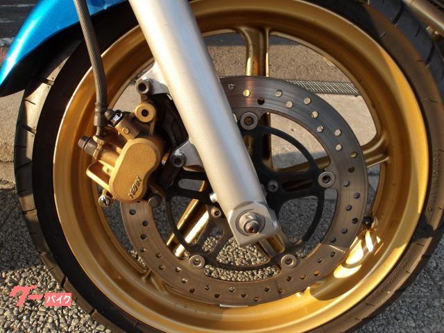 ホンダ ＶＴＲ２５０　２００９年モデル　インジェクション　水冷２気筒エンジン搭載 写真13