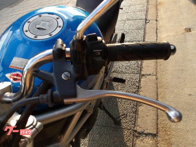 ホンダ ＶＴＲ２５０　２００９年モデル　インジェクション　水冷２気筒エンジン搭載 写真24