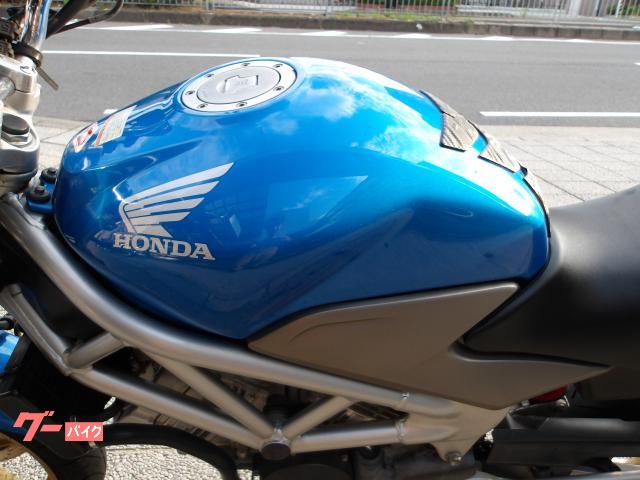 ホンダ ＶＴＲ２５０　２００９年モデル　インジェクション　水冷２気筒エンジン搭載 写真33