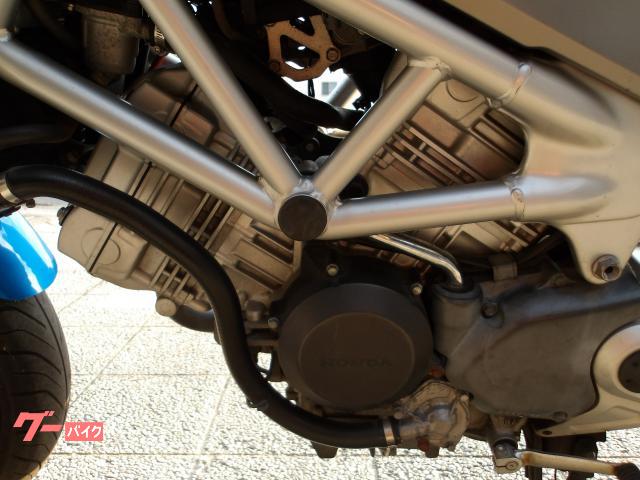 ホンダ ＶＴＲ２５０　２００９年モデル　インジェクション　水冷２気筒エンジン搭載 写真41