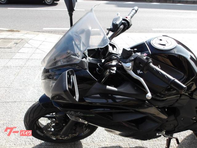カワサキ Ｎｉｎｊａ　４００　２０１５年モデル　インジェクション　水冷２気筒エンジン搭載 写真36