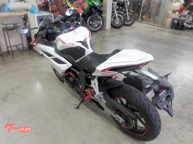 ホンダ ＣＢＲ２５０ＲＲ　２０１９年モデル　インジェクション　水冷２気筒エンジン搭載 写真7