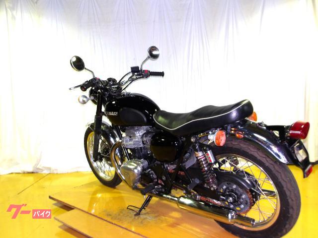 カワサキ Ｗ４００　２００８年モデル　キャブレター　空冷２気筒エンジン搭載 写真6