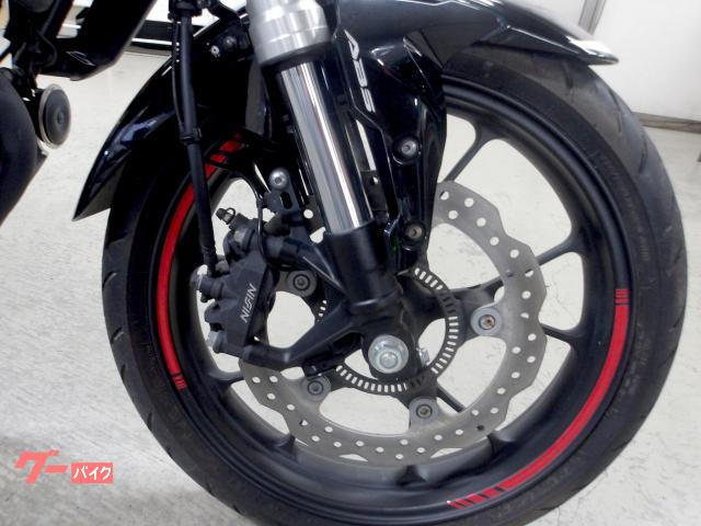 ホンダ ＣＢ１２５Ｒ　２０１８年モデル　インジェクション　水冷単気筒エンジン 写真9