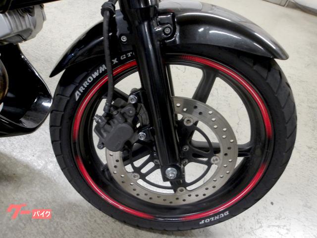 ホンダ ＶＴＲ２５０　２０１１年モデル　インジェクション　水冷２気筒エンジン搭載 写真9
