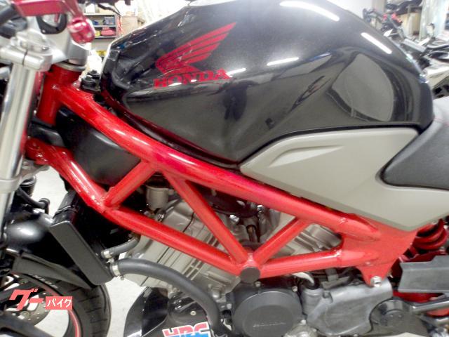 ホンダ ＶＴＲ２５０　２０１１年モデル　インジェクション　水冷２気筒エンジン搭載 写真29