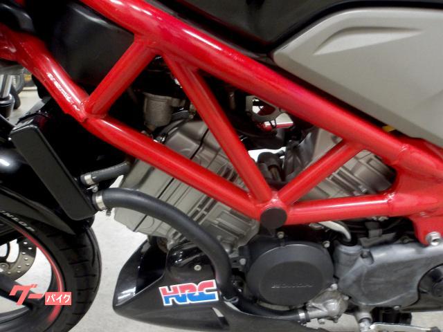 ホンダ ＶＴＲ２５０　２０１１年モデル　インジェクション　水冷２気筒エンジン搭載 写真30