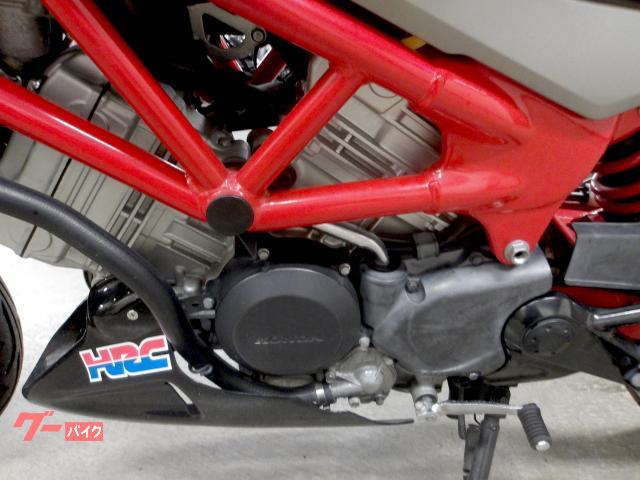 ホンダ ＶＴＲ２５０　２０１１年モデル　インジェクション　水冷２気筒エンジン搭載 写真31