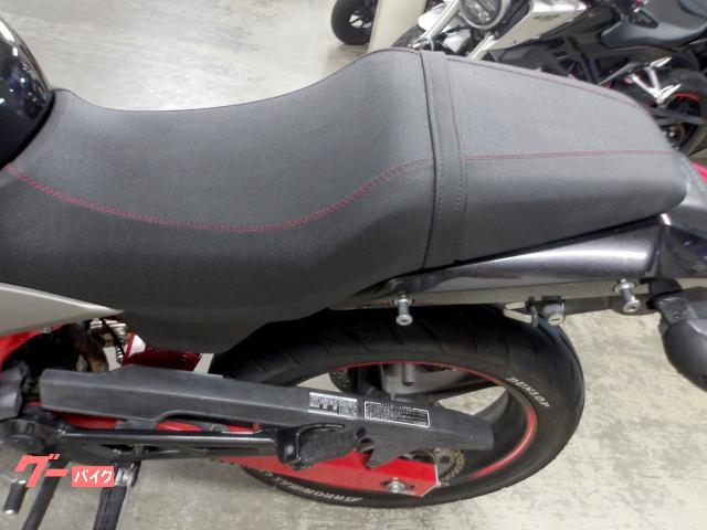 ホンダ ＶＴＲ２５０　２０１１年モデル　インジェクション　水冷２気筒エンジン搭載 写真35