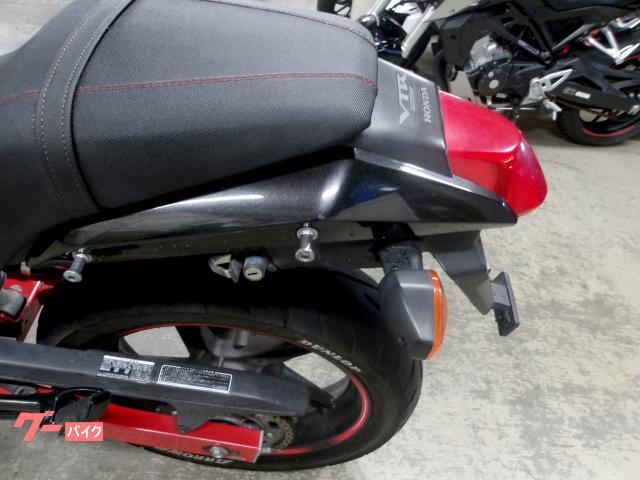 ホンダ ＶＴＲ２５０　２０１１年モデル　インジェクション　水冷２気筒エンジン搭載 写真36