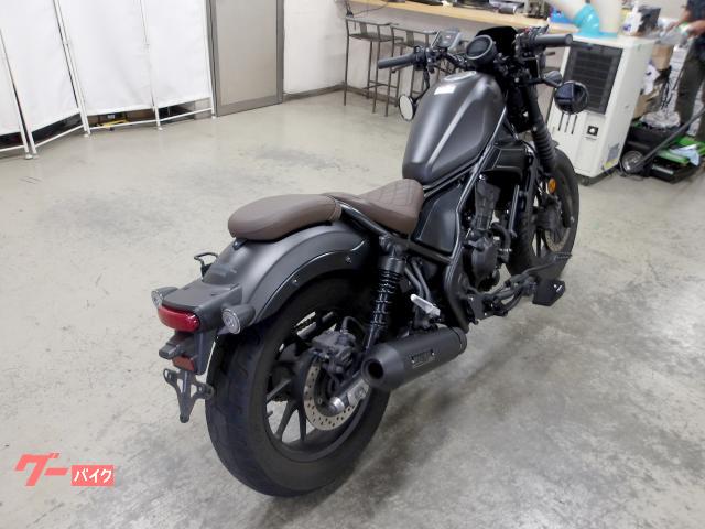 ホンダ レブル２５０　２０２１年モデル　モリワキサイレンサー　ステップ　ビキニカウル 写真6