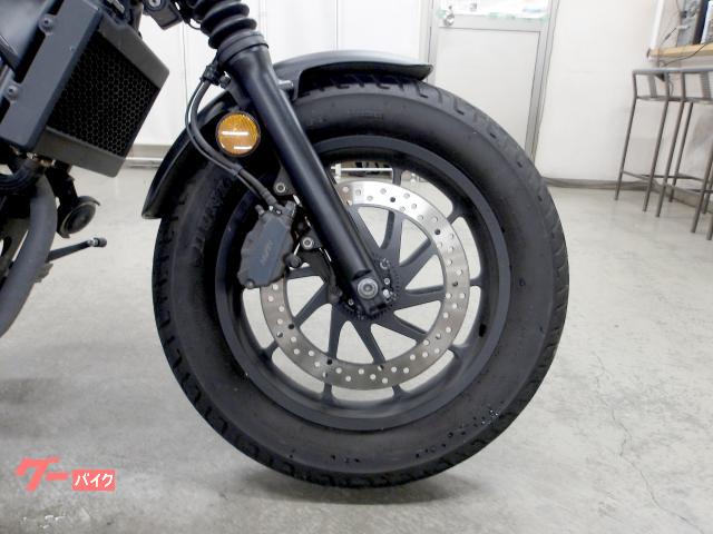 ホンダ レブル２５０　２０２１年モデル　モリワキサイレンサー　ステップ　ビキニカウル 写真9
