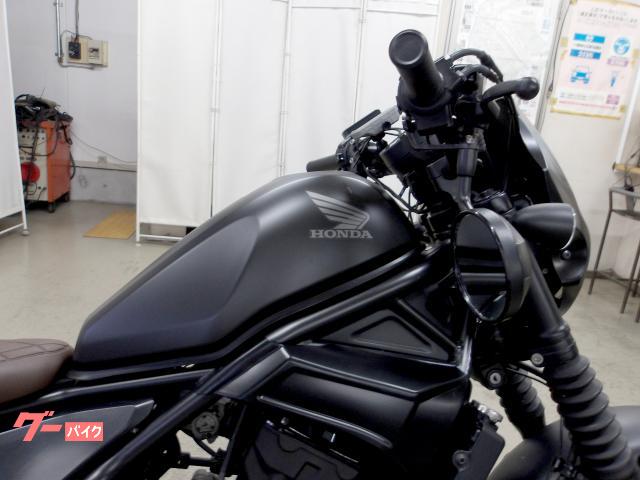 ホンダ レブル２５０　２０２１年モデル　モリワキサイレンサー　ステップ　ビキニカウル 写真13