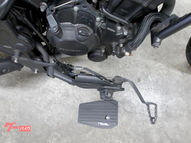ホンダ レブル２５０　２０２１年モデル　モリワキサイレンサー　ステップ　ビキニカウル 写真18