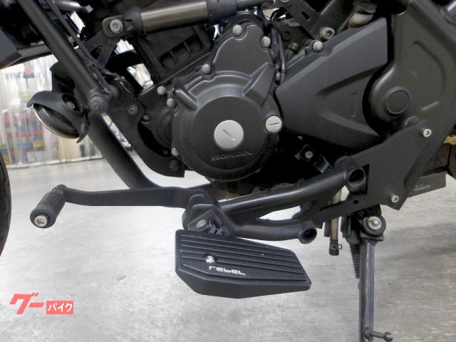 ホンダ レブル２５０　２０２１年モデル　モリワキサイレンサー　ステップ　ビキニカウル 写真31