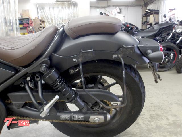 ホンダ レブル２５０　２０２１年モデル　モリワキサイレンサー　ステップ　ビキニカウル 写真35