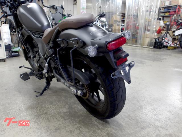 ホンダ レブル２５０　２０２１年モデル　モリワキサイレンサー　ステップ　ビキニカウル 写真37