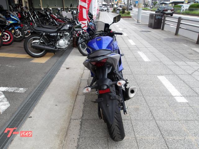 ヤマハ ＹＺＦ−Ｒ２５　２０２１年モデル　ＡＢＳ　ＥＴＣ　インジェクション　水冷２気筒エンジン搭載 写真4
