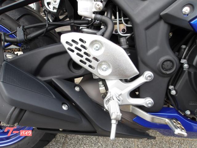 ヤマハ ＹＺＦ−Ｒ２５　２０２１年モデル　ＡＢＳ　ＥＴＣ　インジェクション　水冷２気筒エンジン搭載 写真17