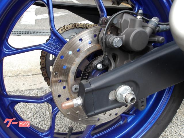 ヤマハ ＹＺＦ−Ｒ２５　２０２１年モデル　ＡＢＳ　ＥＴＣ　インジェクション　水冷２気筒エンジン搭載 写真21